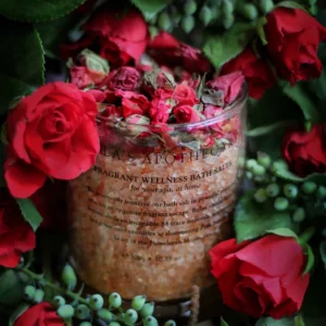 DELICATE ROMANCE – Luksusowa sól do kąpieli z różą i wanilią (300 ml)